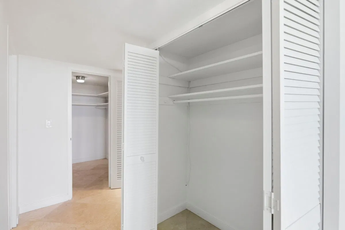  Unit 101 photo 13
