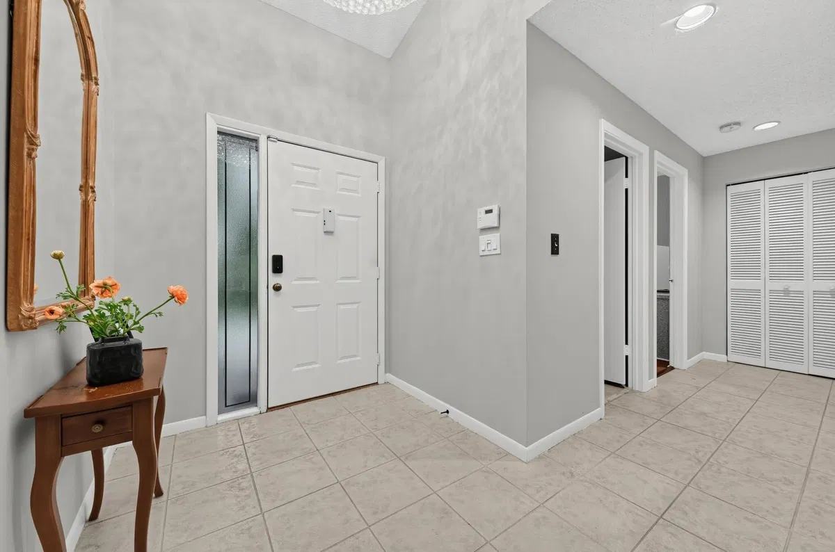 Residence photo 34