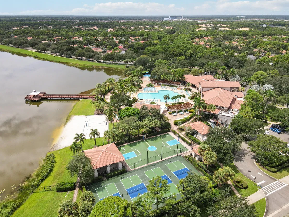 Evergrene Palm Beach Gardens Residence photo 31
