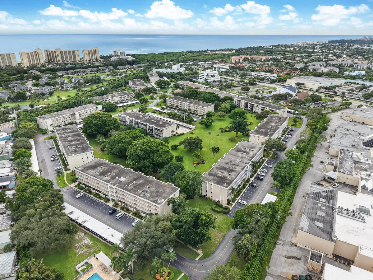  Residence photo 19