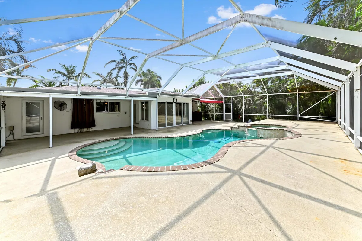  Residence photo 22