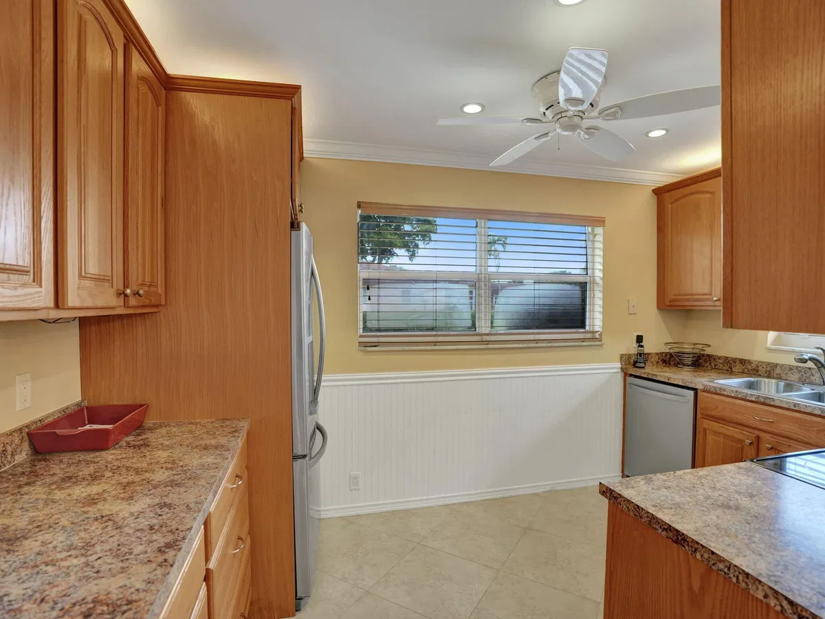 Residence photo 4