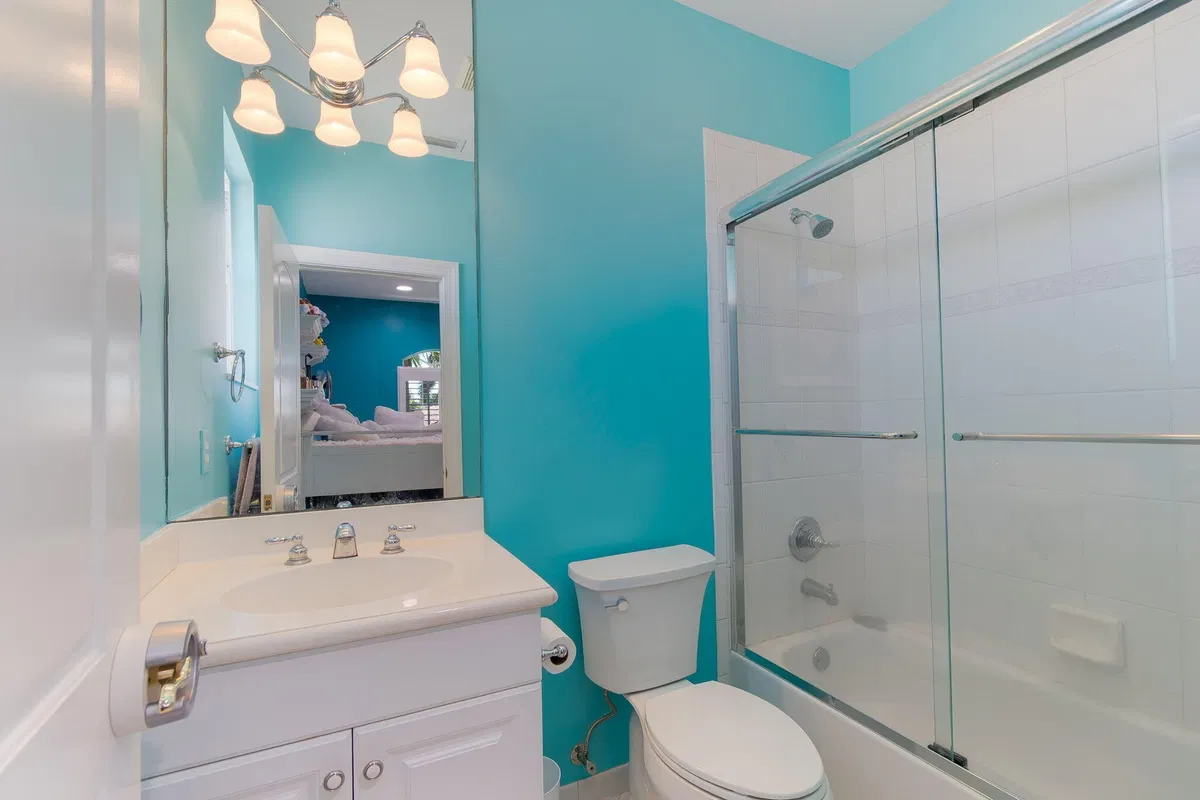 Residence photo 19
