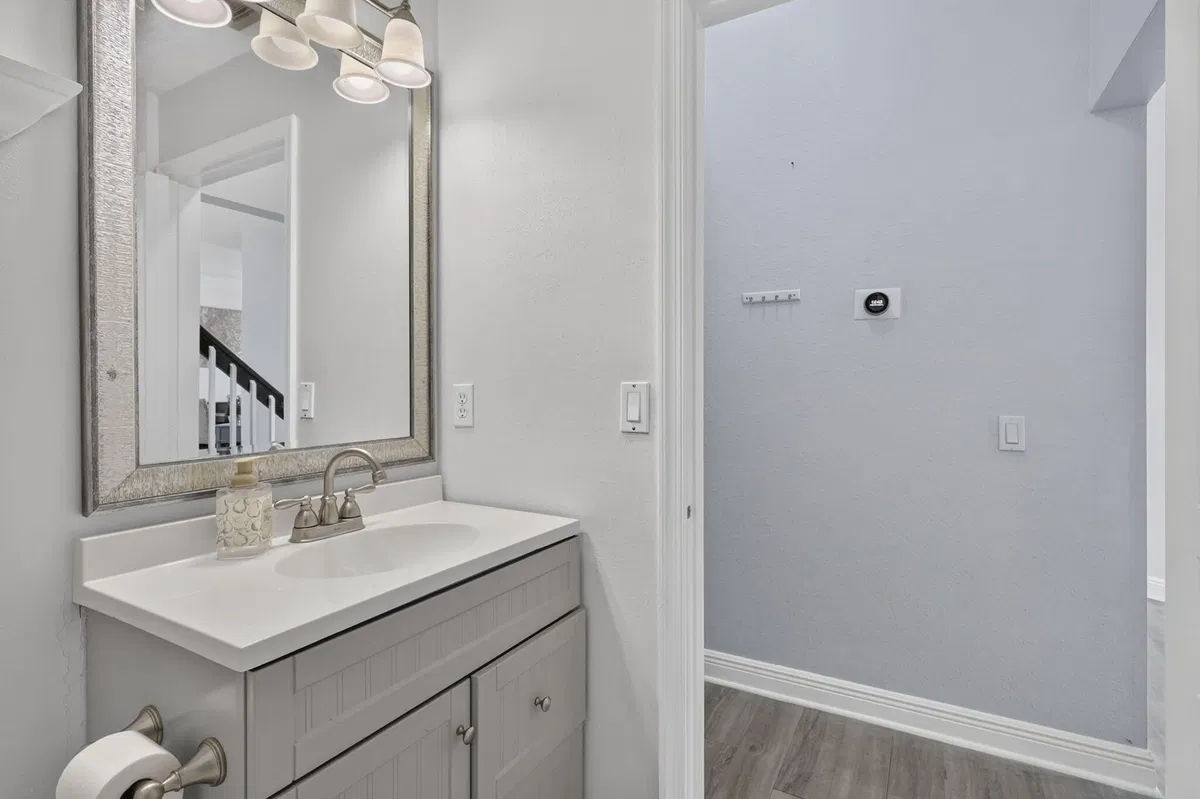 Residence photo 16