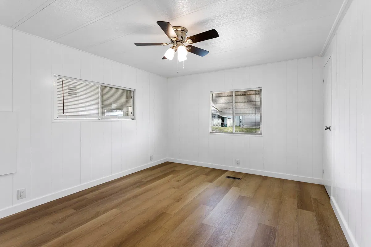  Residence photo 19