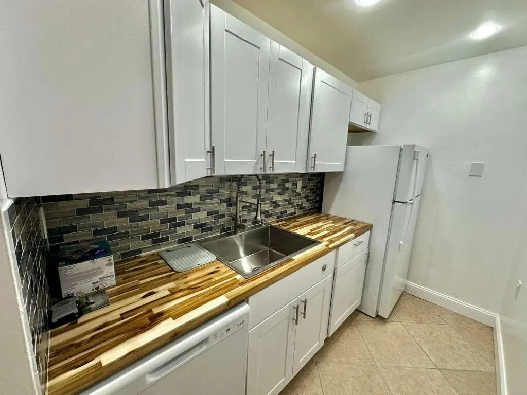 Residence photo 4
