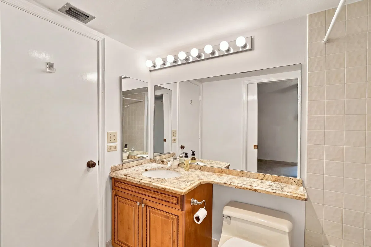 South Palm Beach Unit 506 photo 10