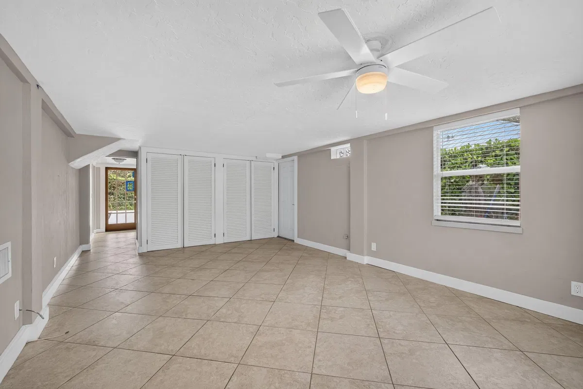 Residence photo 28