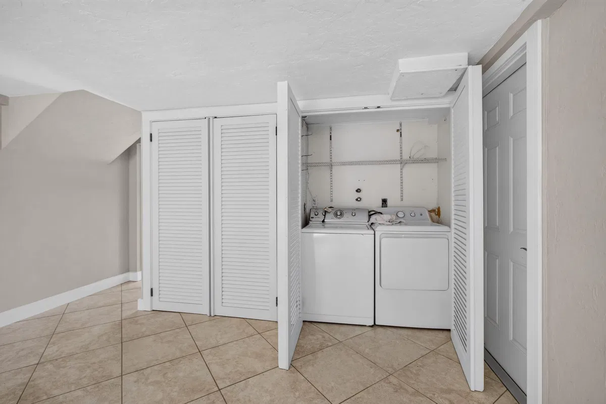 Residence photo 31