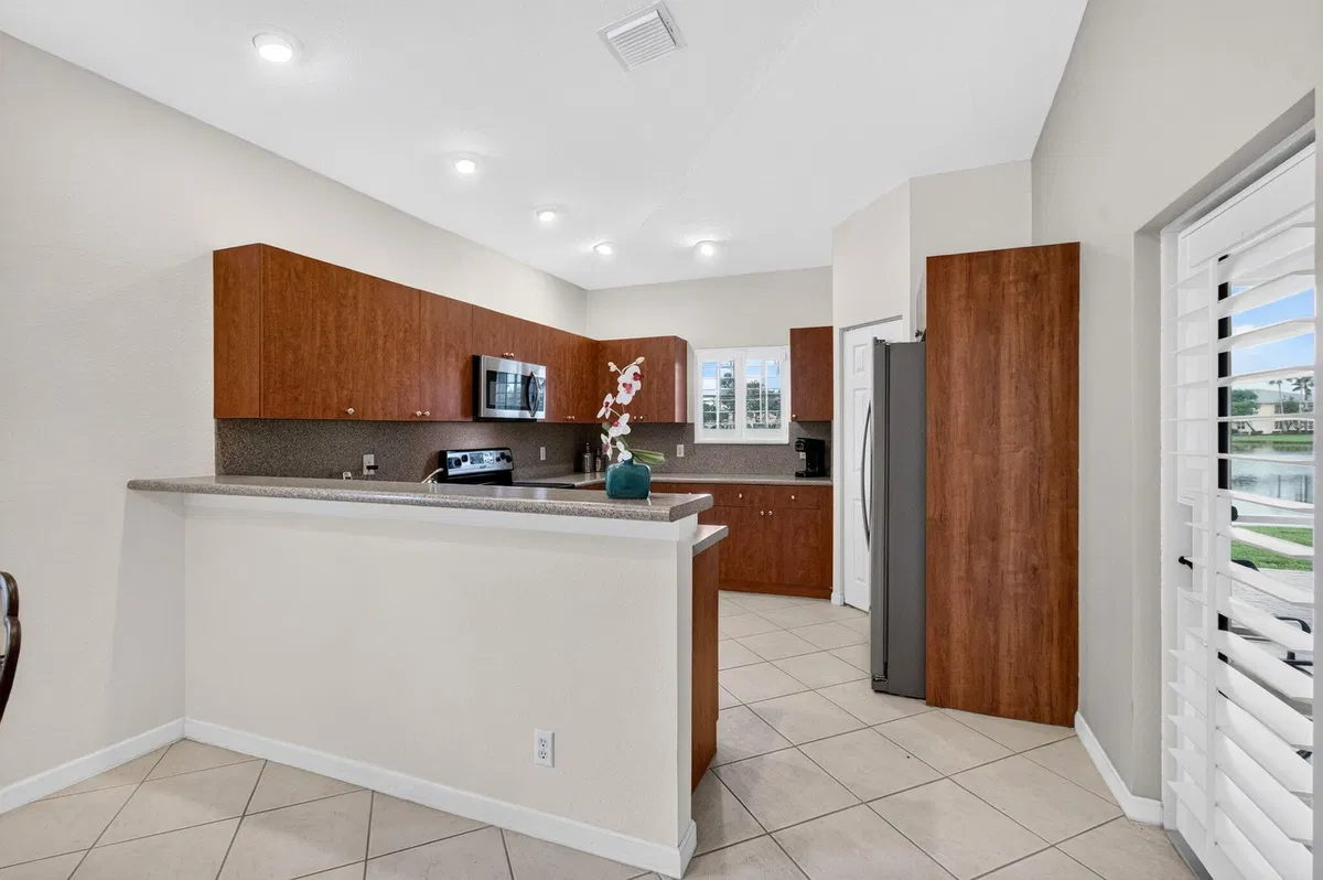 Residence photo 19