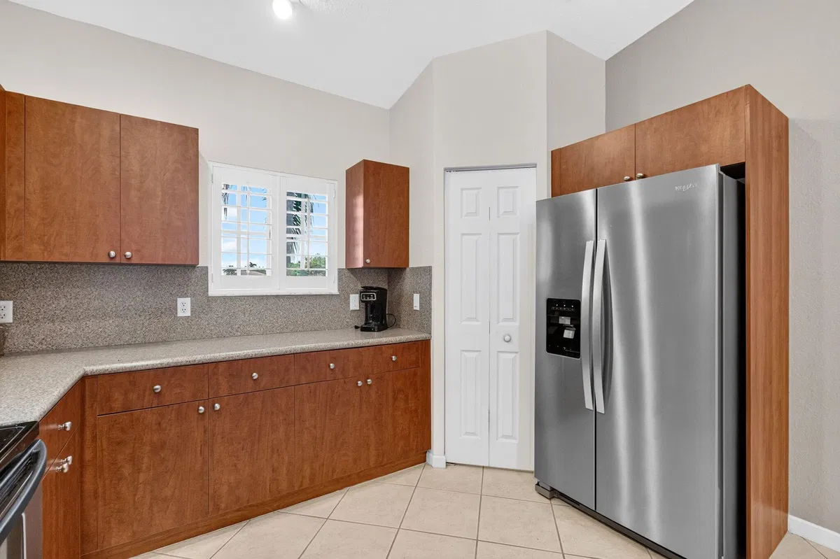 Residence photo 22