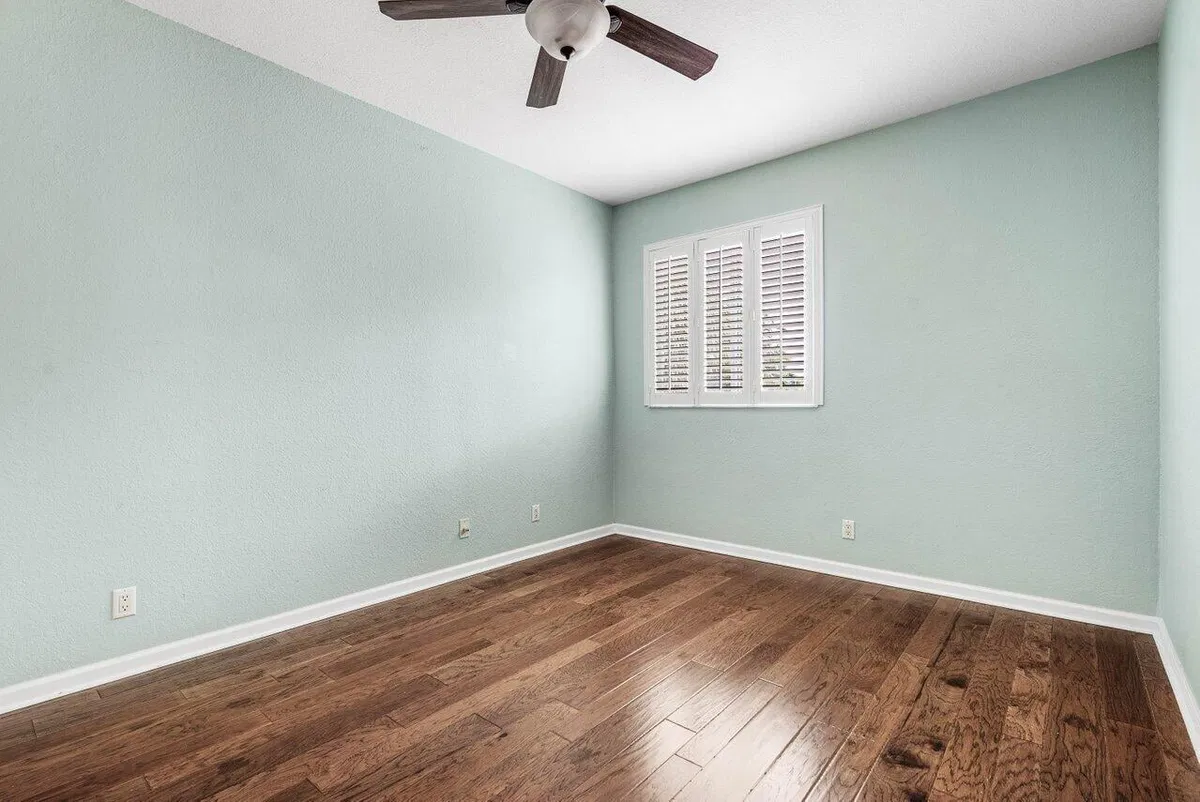 Residence photo 16