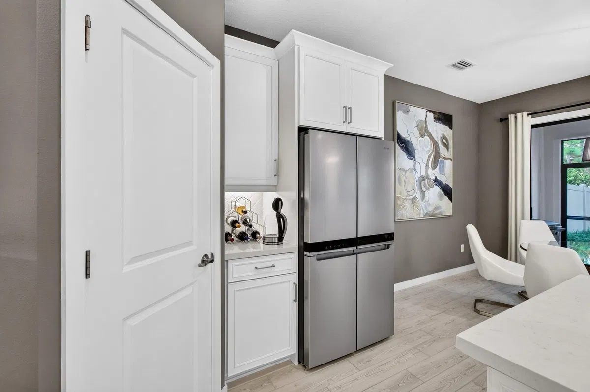 Residence photo 25
