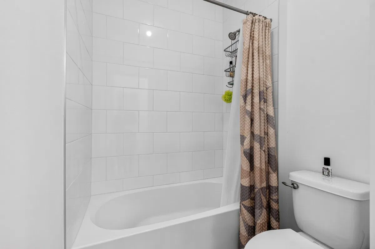 Residence photo 64