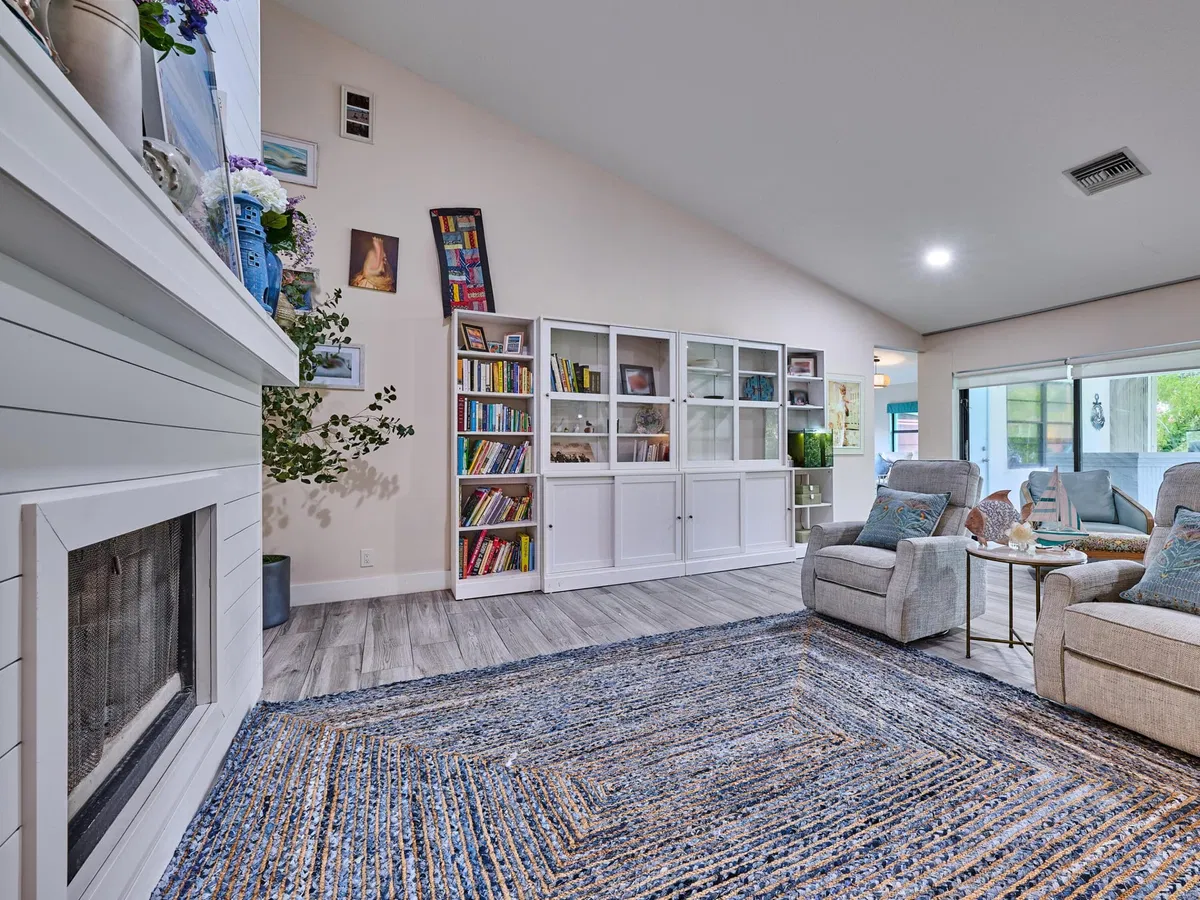  Residence photo 61
