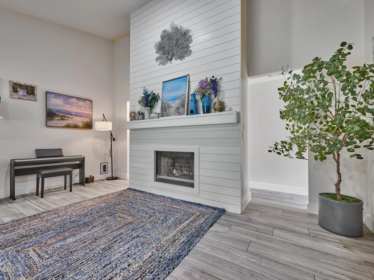  Residence photo 64