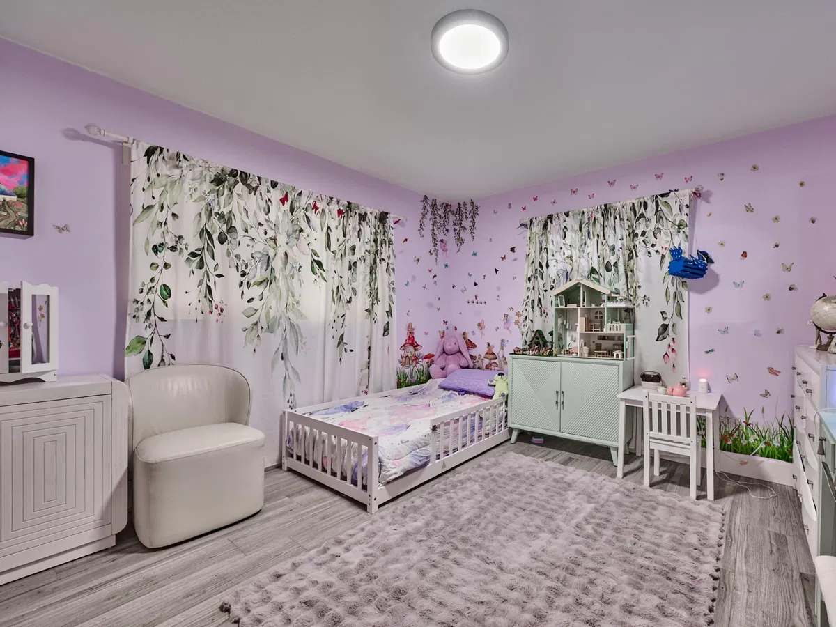  Residence photo 73