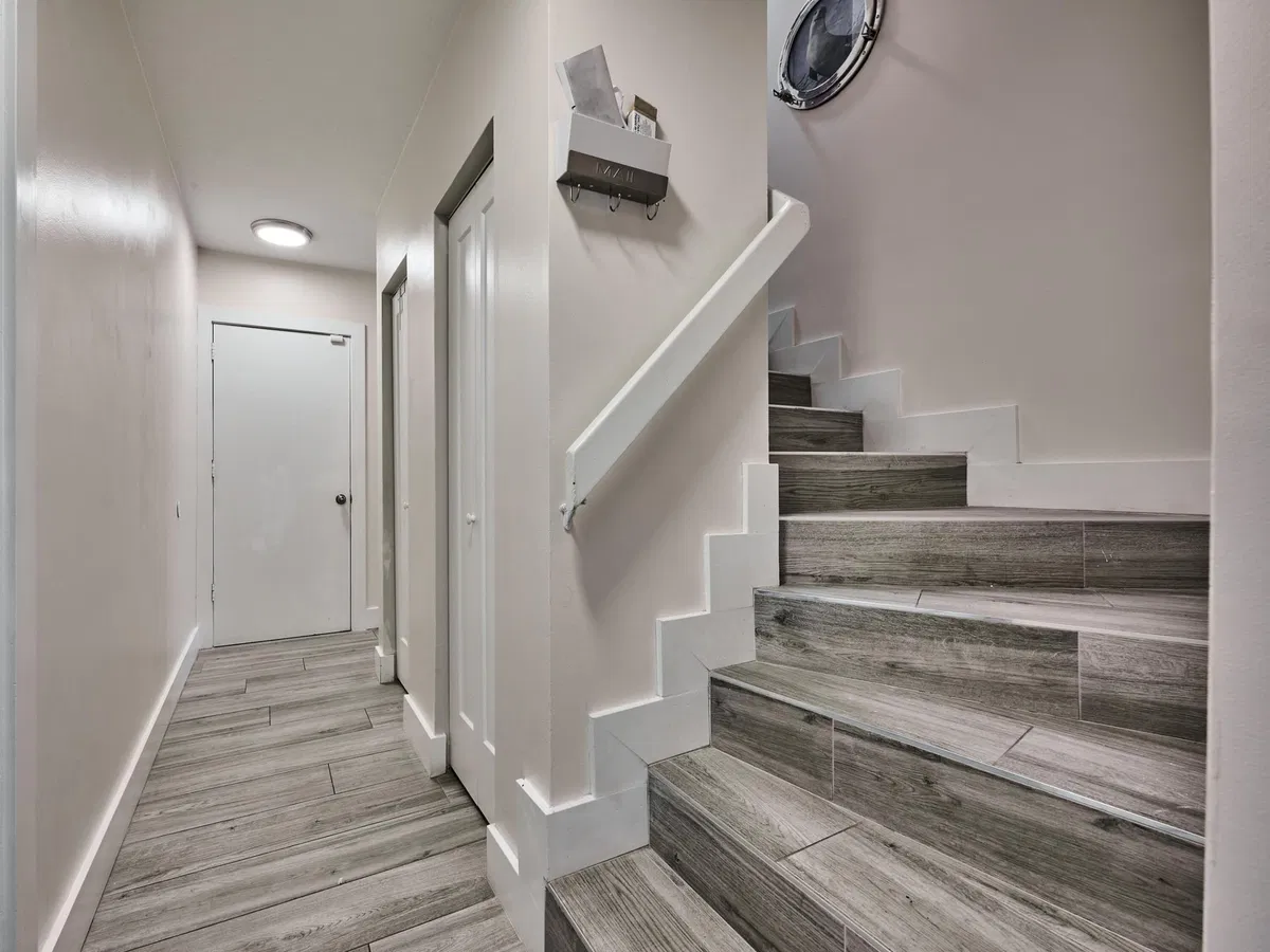  Residence photo 76