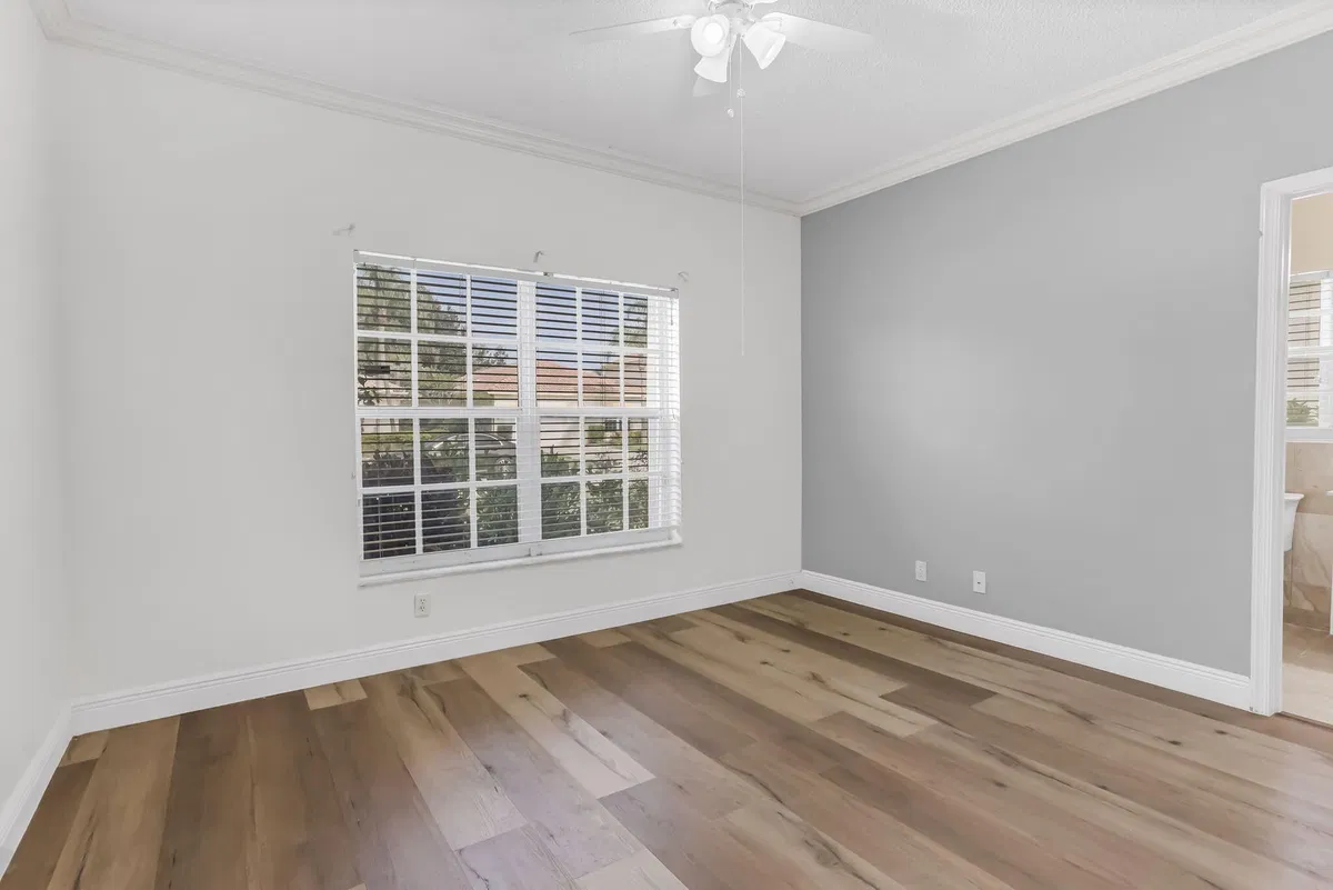 Residence photo 19