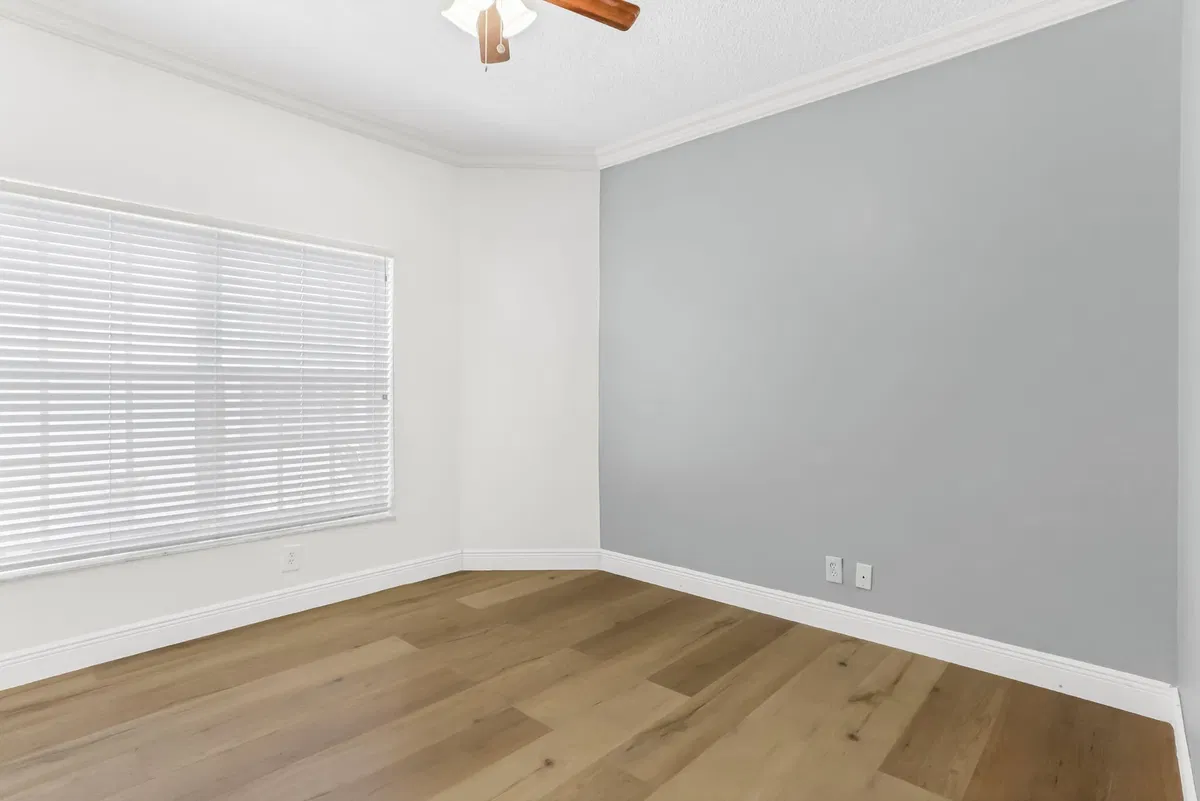 Residence photo 22