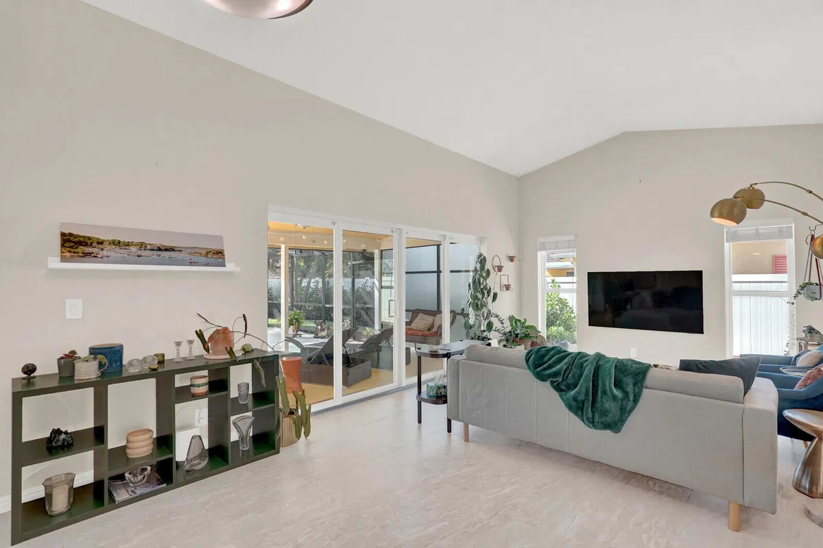  Residence photo 10