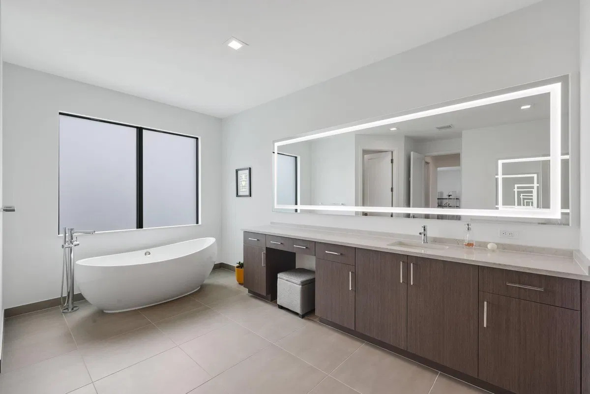 Residence photo 52