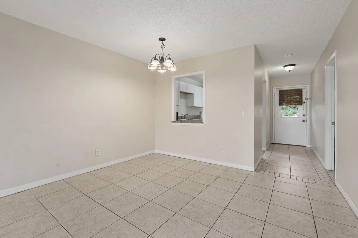 Unit 5-7 photo 10