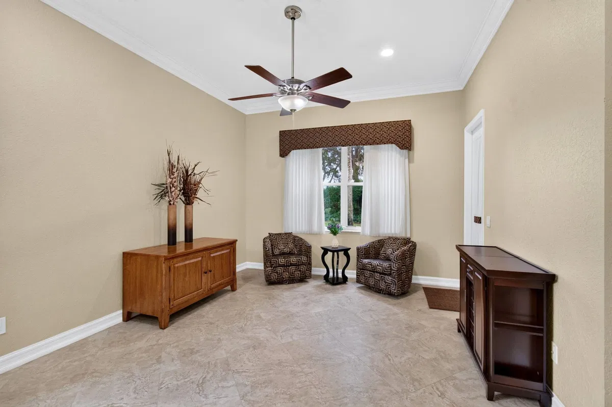  Residence photo 19