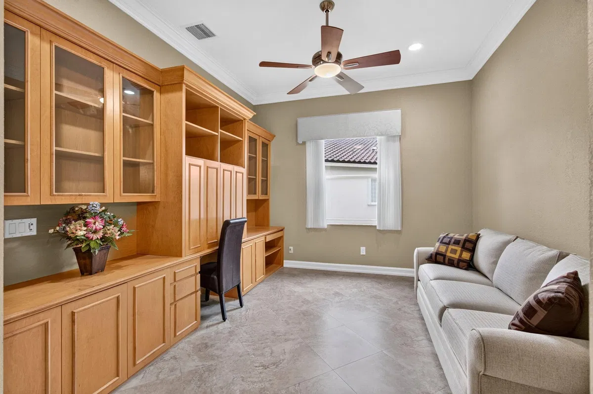  Residence photo 52