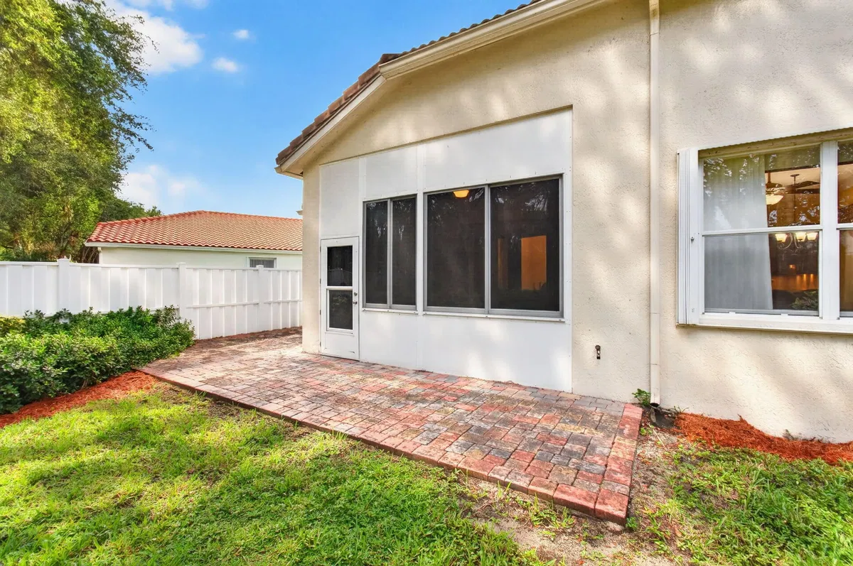  Residence photo 61