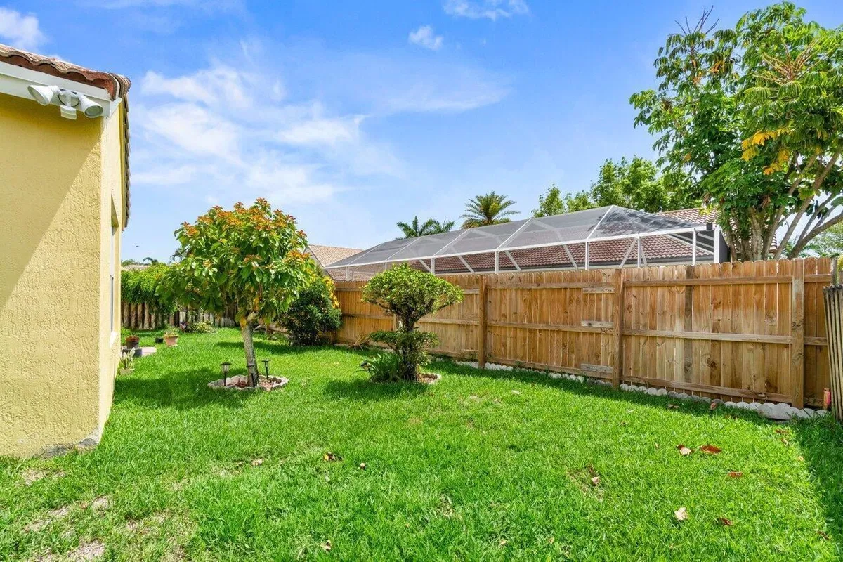  Residence photo 22