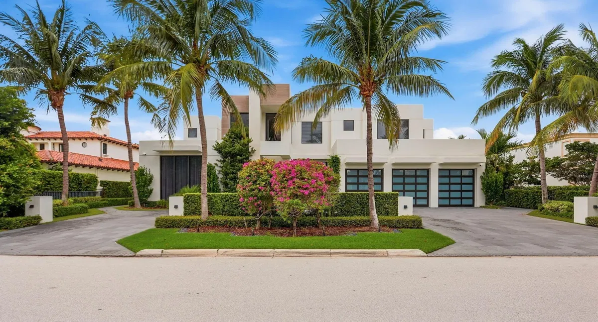 Royal Palm Yacht and Country Club Residence