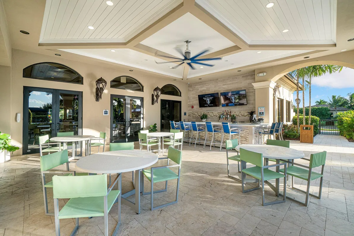 Residence photo 73