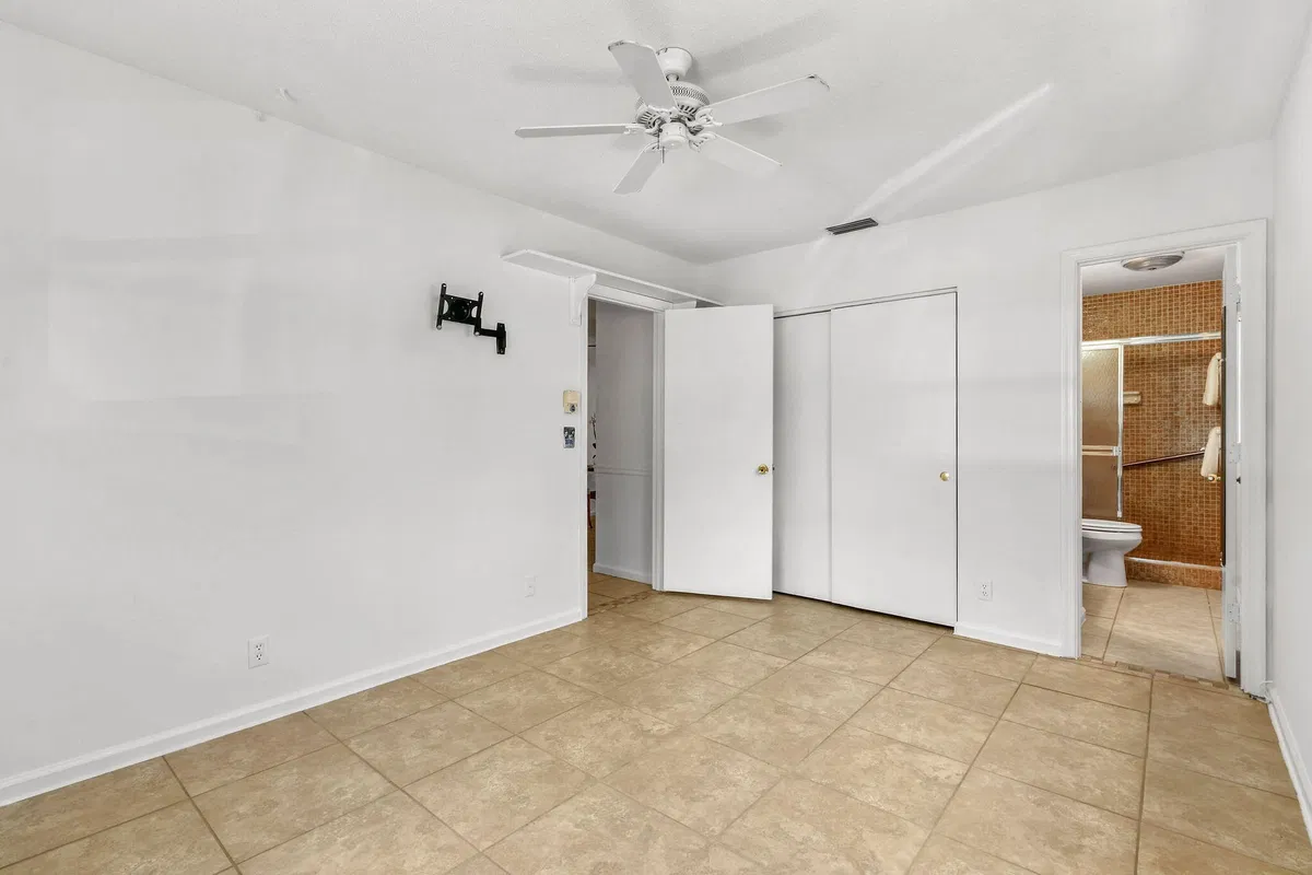 Residence photo 13