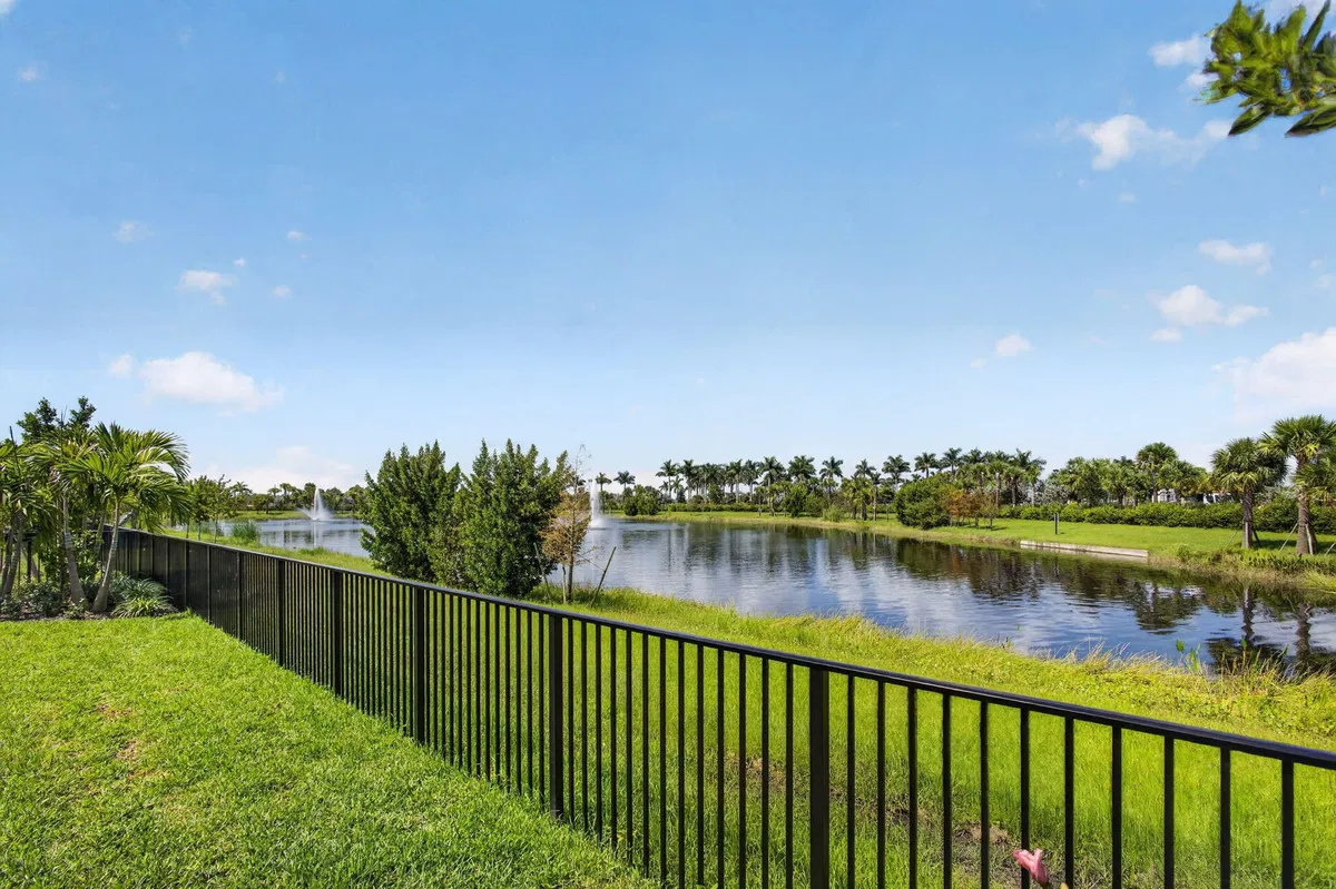 Avenir Residence photo 49