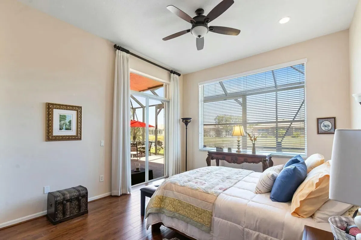 Residence photo 22