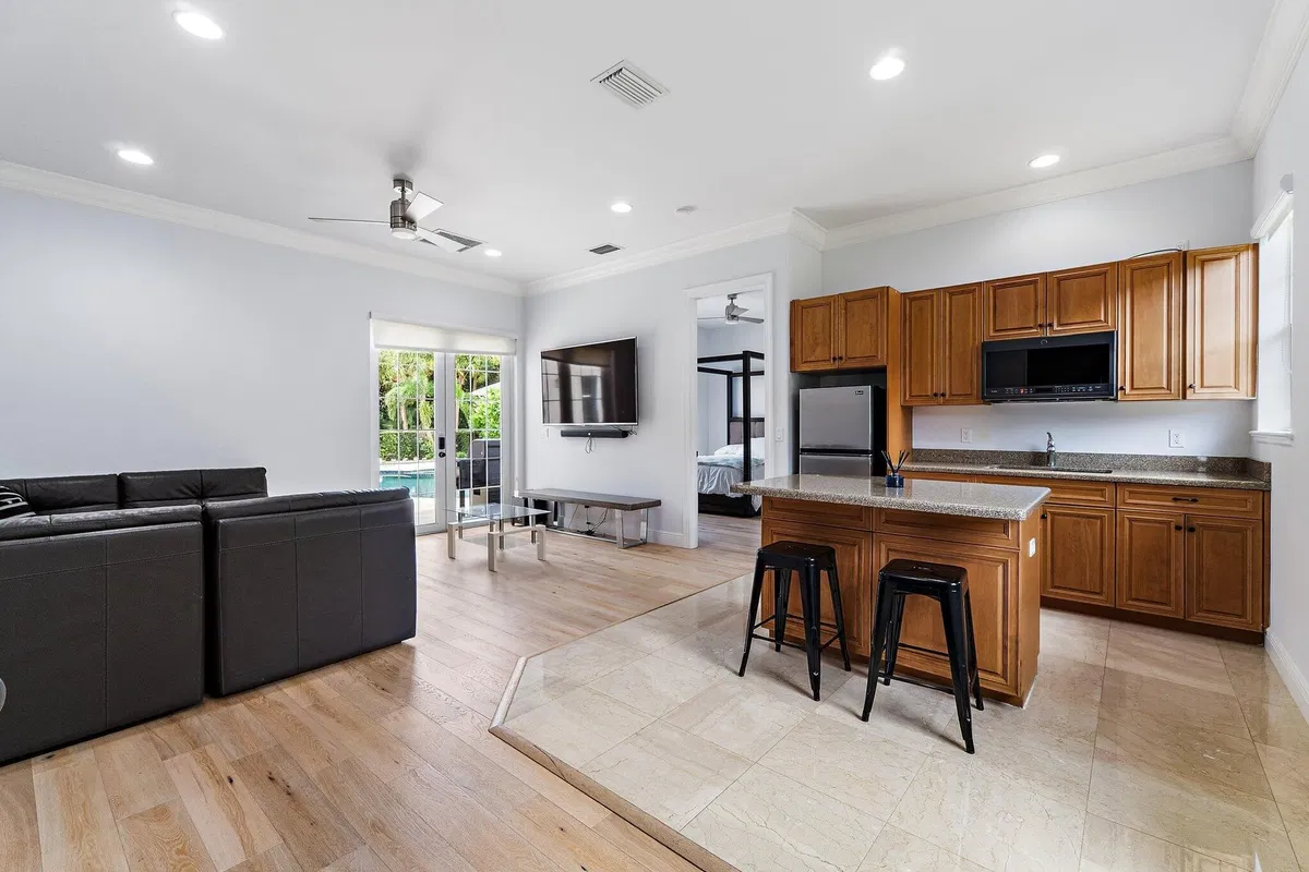 Residence photo 28