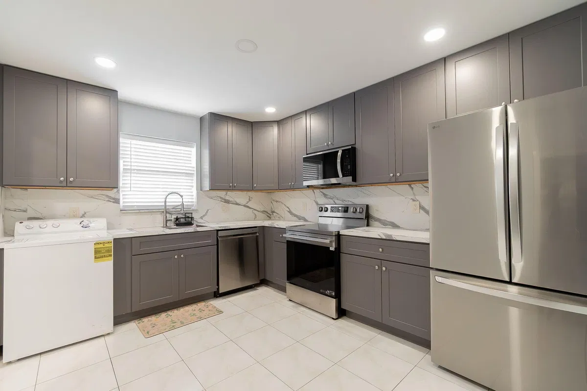 Residence photo 4