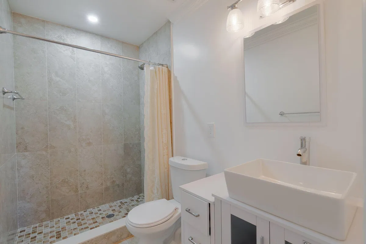 Residence photo 19