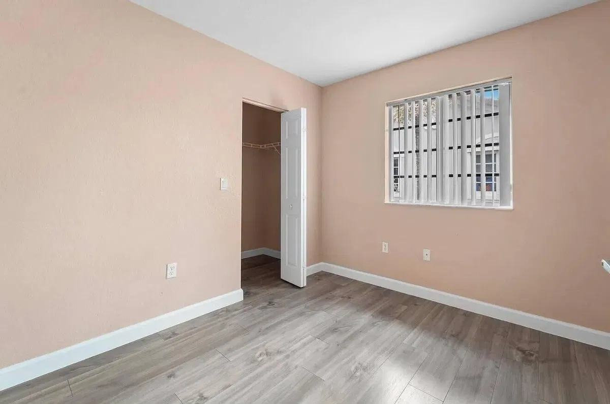 Unit 4116 photo 13