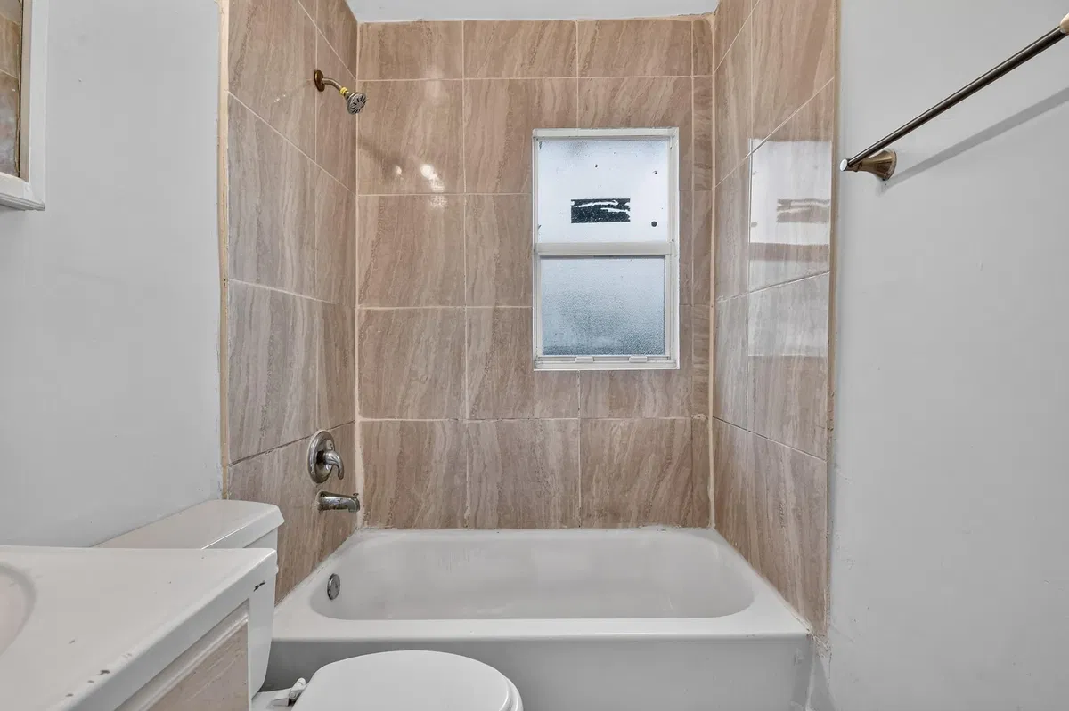  Residence photo 43