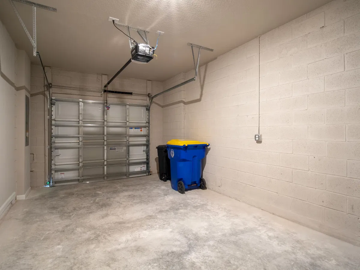  Residence photo 31