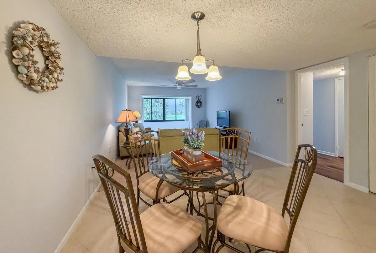 Unit 205 photo 13