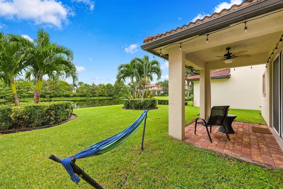  Residence photo 61