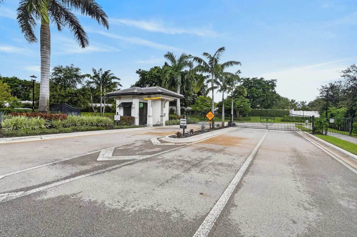 West Palm Beach Residence photo 31