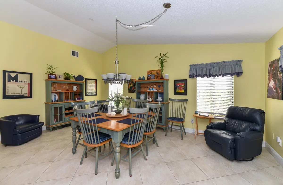  Residence photo 7