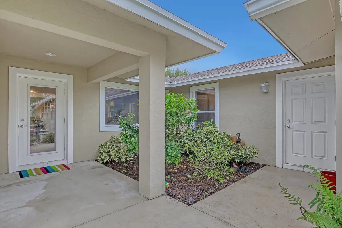  Residence photo 46