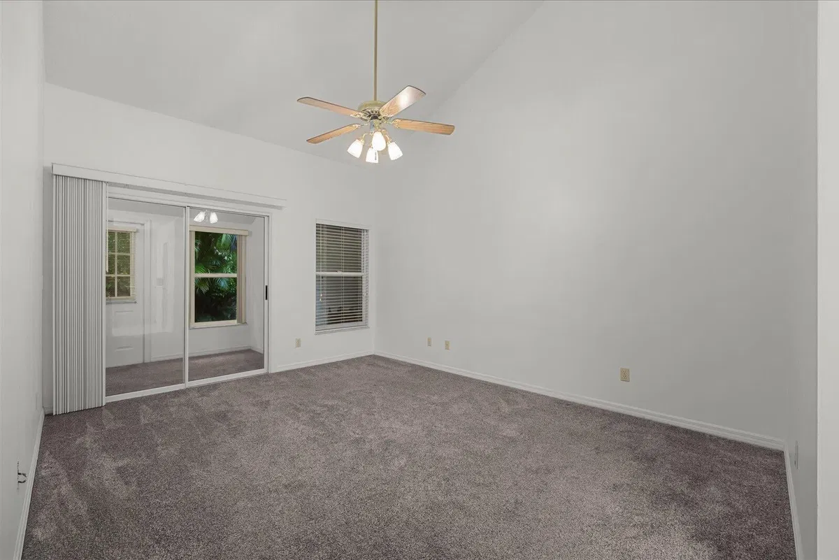 Residence photo 7