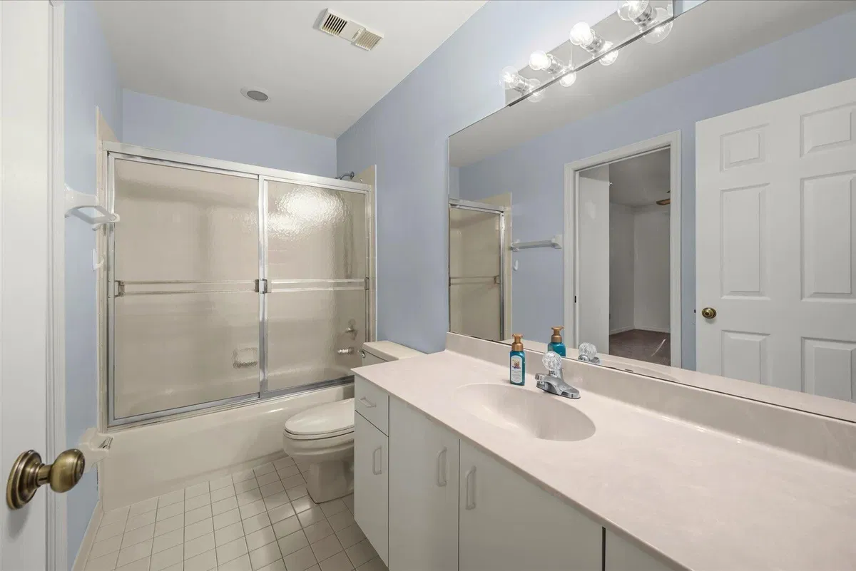 Residence photo 31