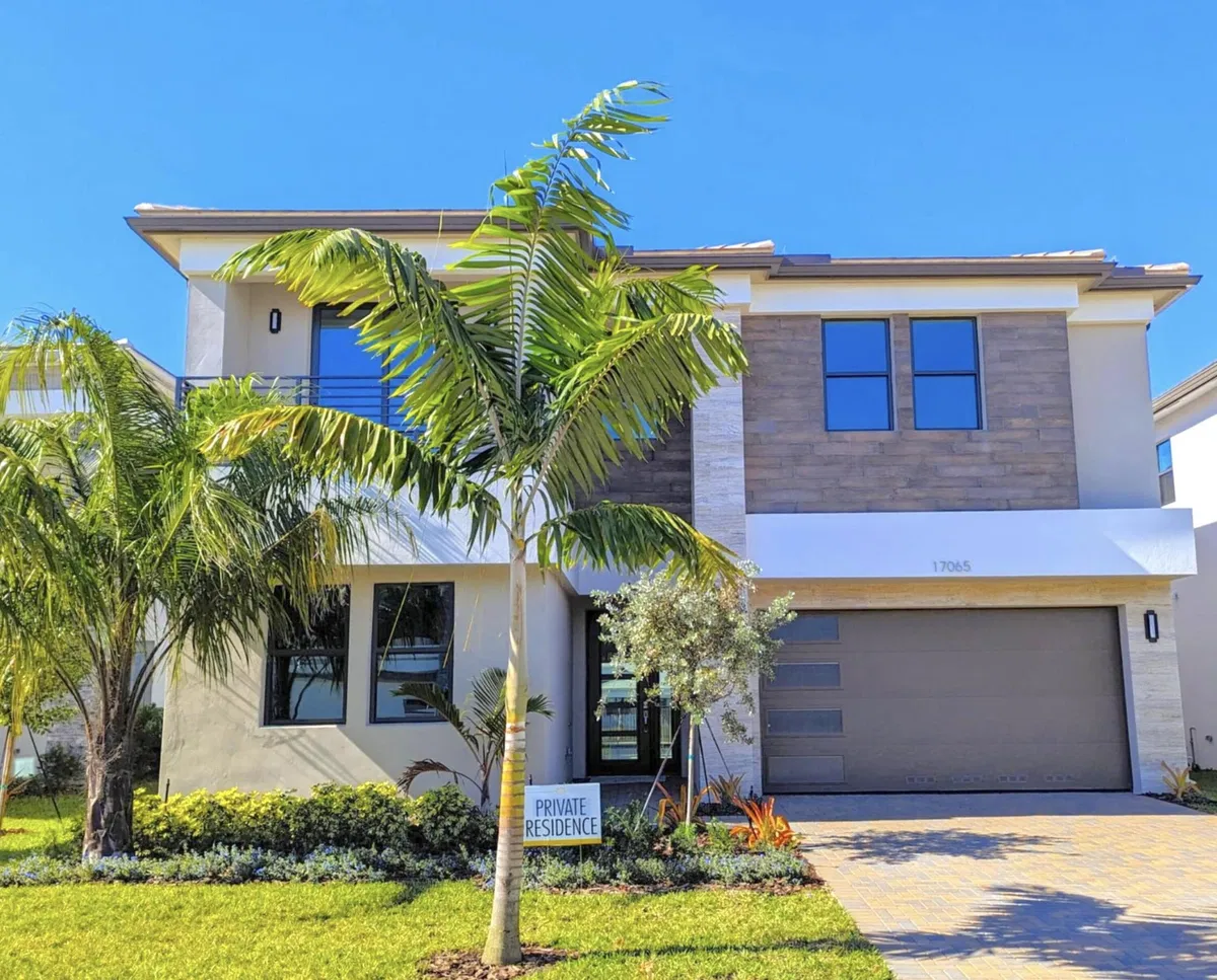Boca Bridges Residence